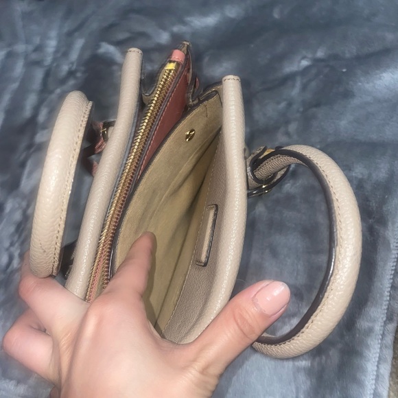 Top handle crossbody bag - Picture 5 of 13